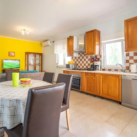 Holiday home Korina By Interhome Klana