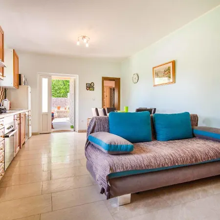 Korina By Interhome *